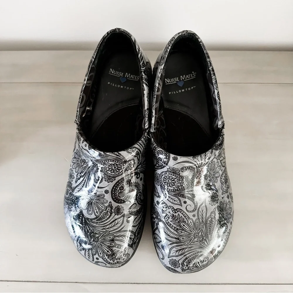 Nurse Mates Women's Bryar Black Gray Paisley Patent sz 8.5 - Picture 5 of 11